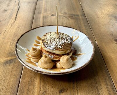 SNICKERS PANCAKES 